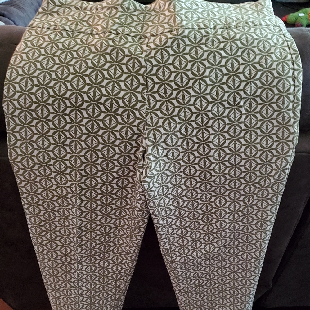 Ladies Pull On Dress Pants